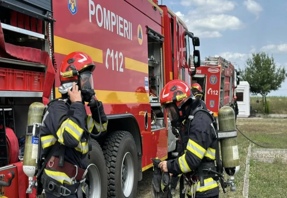 Codul roșu de averse torenţiale, grindină și vijelii a produs pagube în mai multe localități din județul Prahova