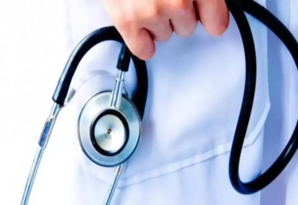 FEMEIE DE 33 DE ANI, MOARTĂ DUPĂ O OPERAȚIE LA SPITALUL DIN SINAIA. SOȚUL ACUZĂ MEDICUL DE MALPRAXIS