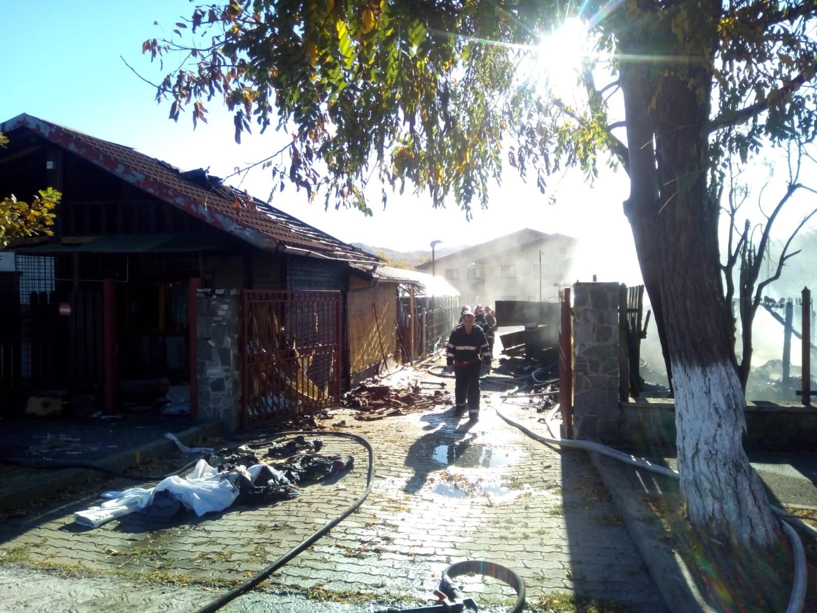 8D56EDB5-6BEB-4A98-A0B7-2043975B8AA1