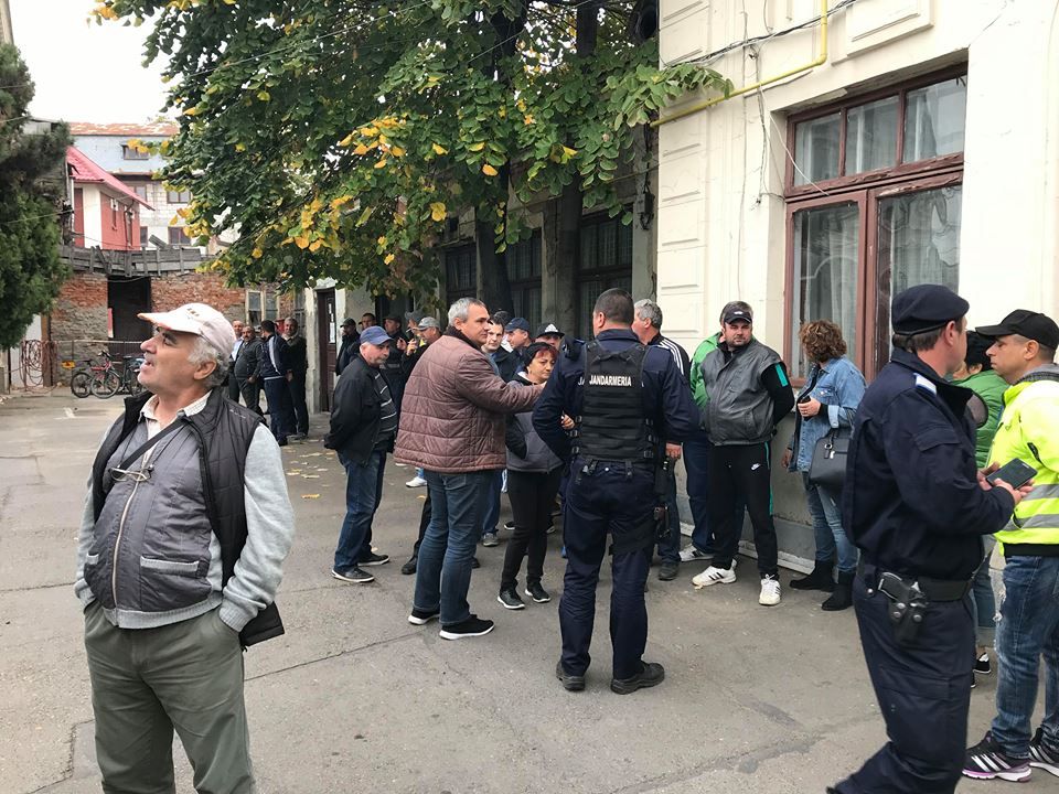 Scandal monstru la o societate a Primăriei Ploiești! Se aduc acuzații grave | VIDEOScandal monstru la o societate a Primăriei Ploiești! Se aduc acuzații grave | VIDEO