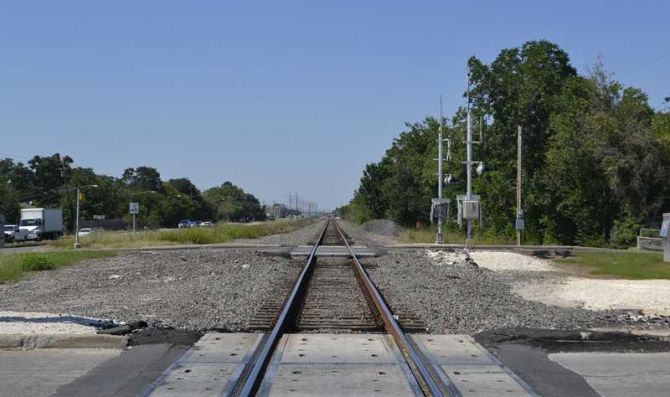 trecere_nivel_cale_ferata_00