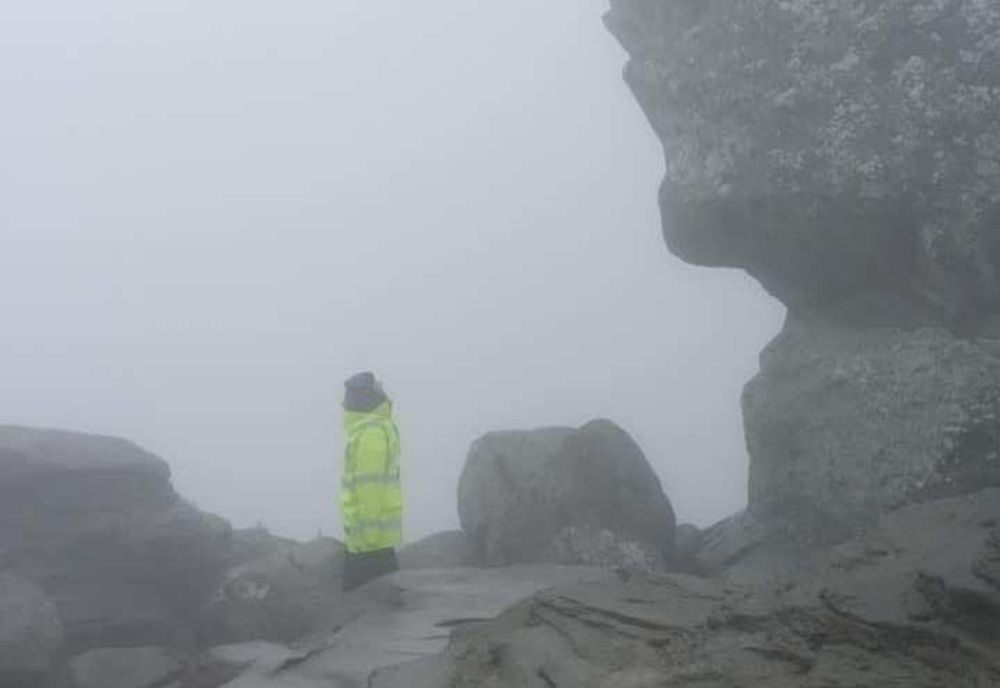 O călugăriță din TImiș, găsită de salvamontiști în prag de hipotermie în munții Bucegi