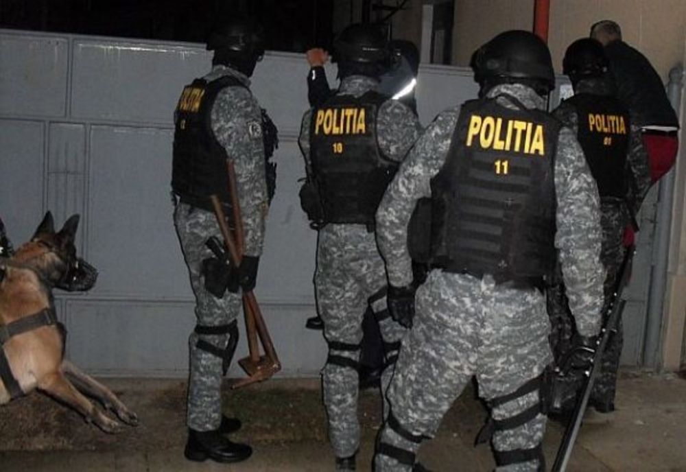 Prahova: Percheziţii la hoţii din Plopeni