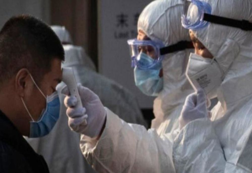 12 prahoveni izolaţi şi monitorizaţi după ce s-au întors din zone cu coronavirus