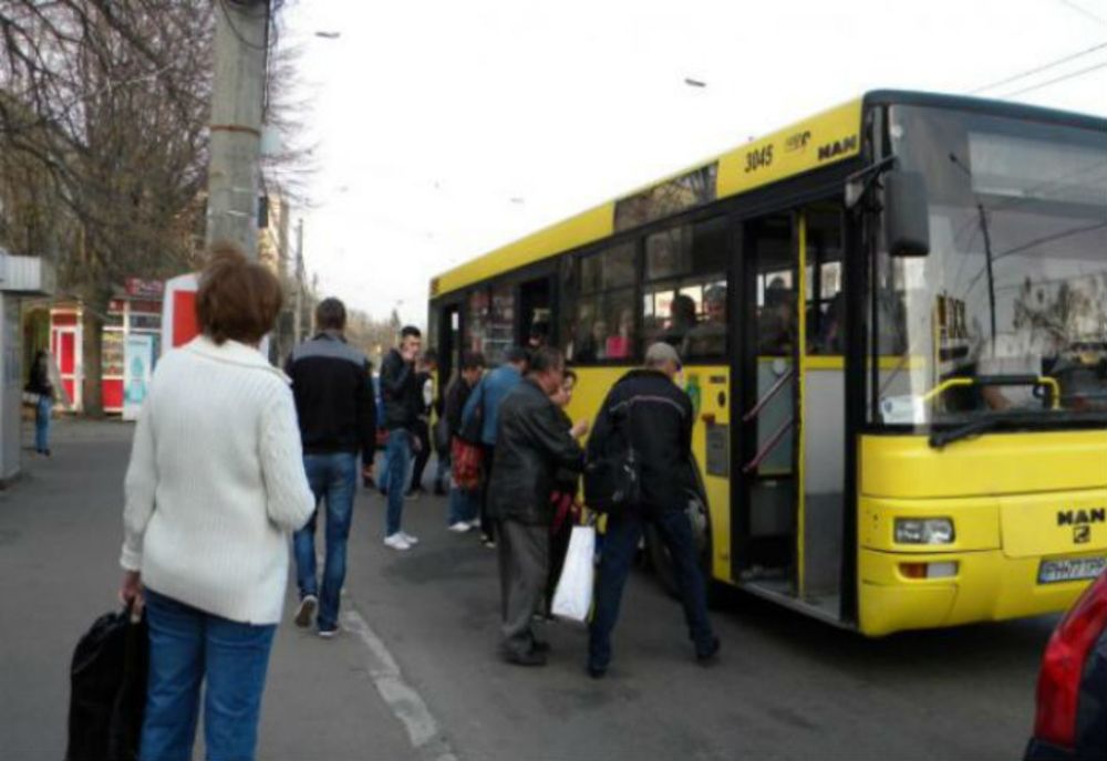 Restricţii de trafic, miercuri, în zona arenei "Ilie Oană". Nouă trasee TCE Ploieşti vor fi deviate