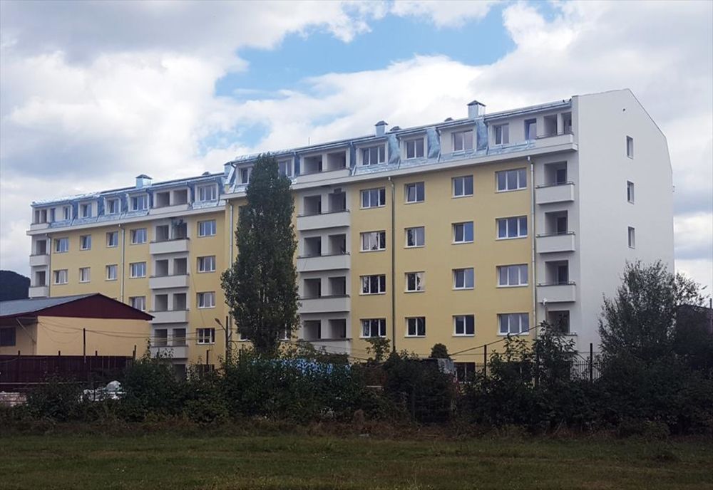 21 de garsoniere și apartamente în blocul de necesitate, puse la dispoziția medicilor din Spitalul Câmpina