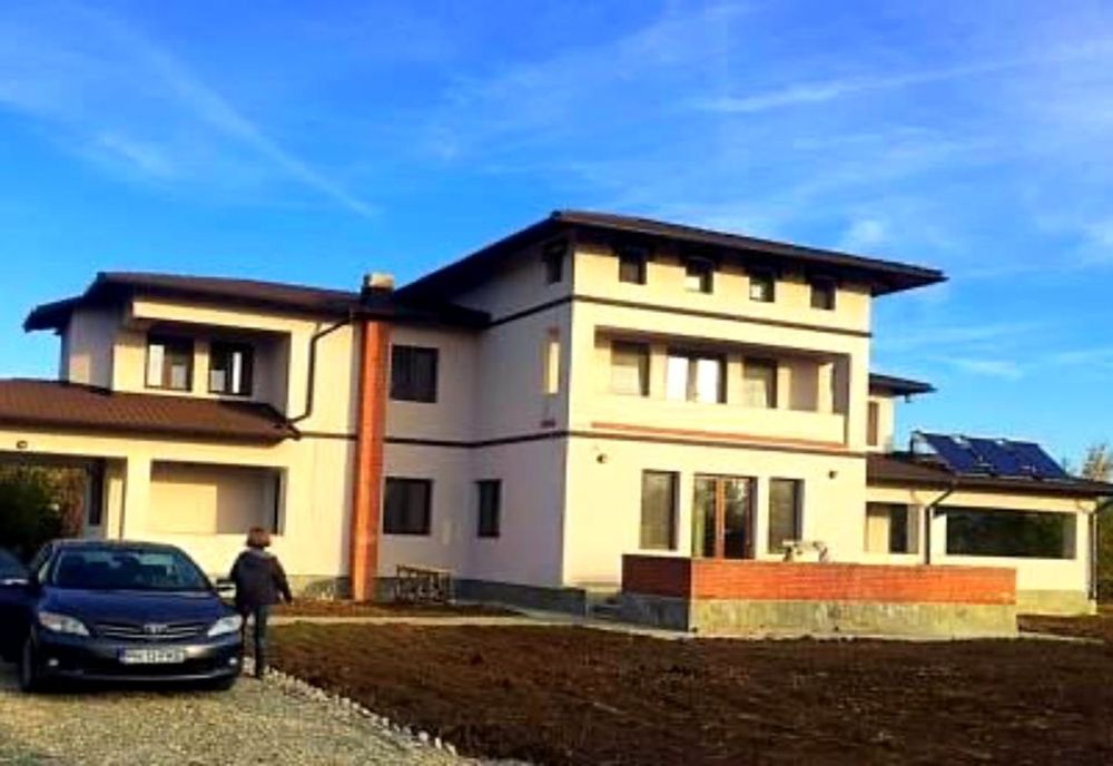 Afaceri pe timp de coronavirus: Spațiu de carantină amenajat la vila fiicei subprefectului de Prahova! 