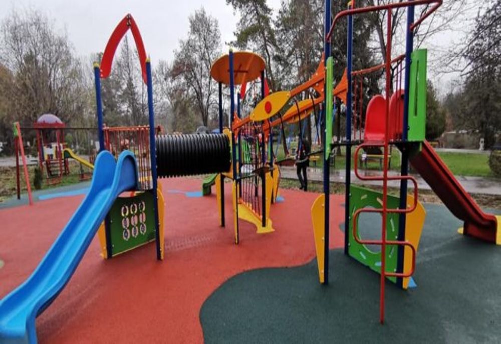 Creşele şi locurile de joacă din Ploieşti rămân închise