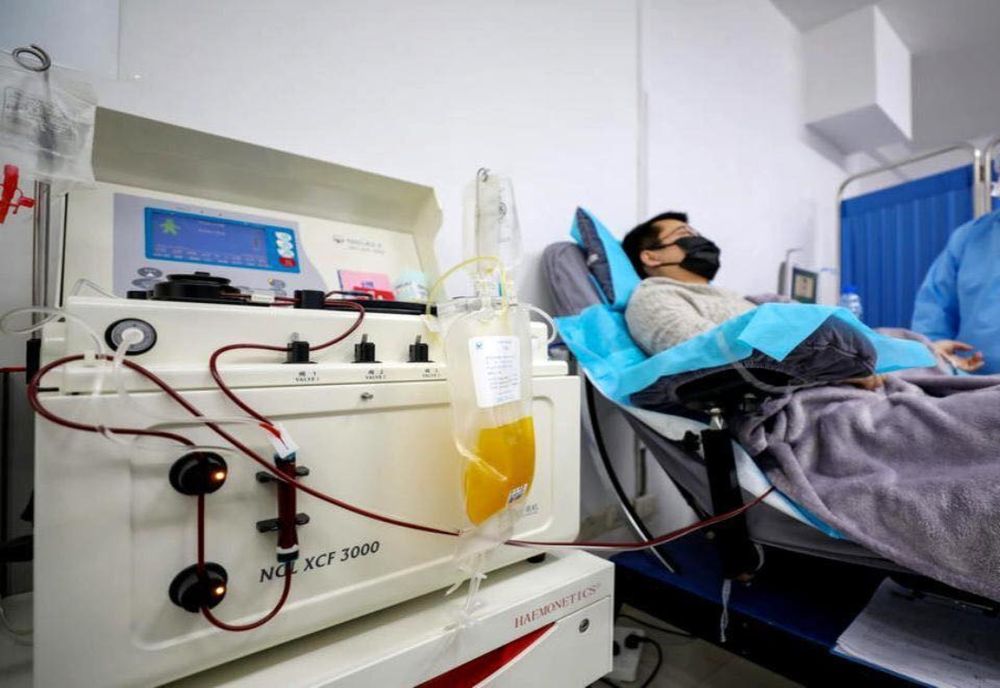 Pacienţii infectaţi cu COVID din Prahova vor beneficia de tratament cu plasmă cu anticorpi