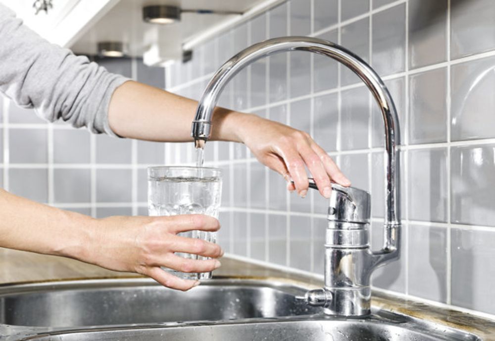 Se oprește apa în Bușteni pentru lucrări de igienizare