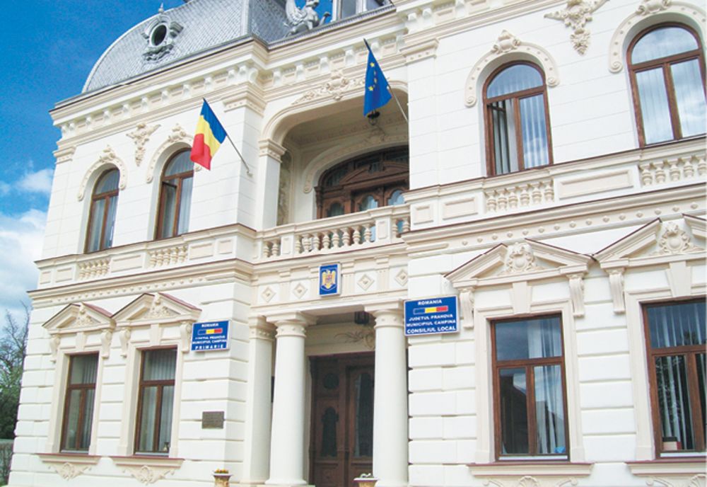 Noi îmbolnăviri cu COVID-19 la Primăria Câmpina și într-o fabrică din Ploiești