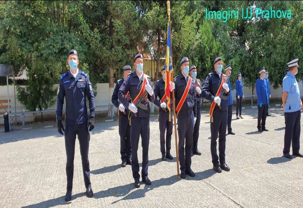 10 ofițeri și 116 subofițeri din cadrul Inspectoratului de Jandarmi Prahova, avansați în grad