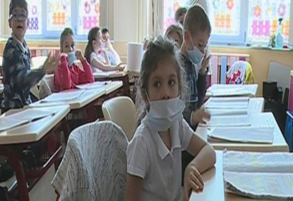 16 unități școlare din Prahova vor intra în scenariul 2 iar una va intra în scenariul 3! 