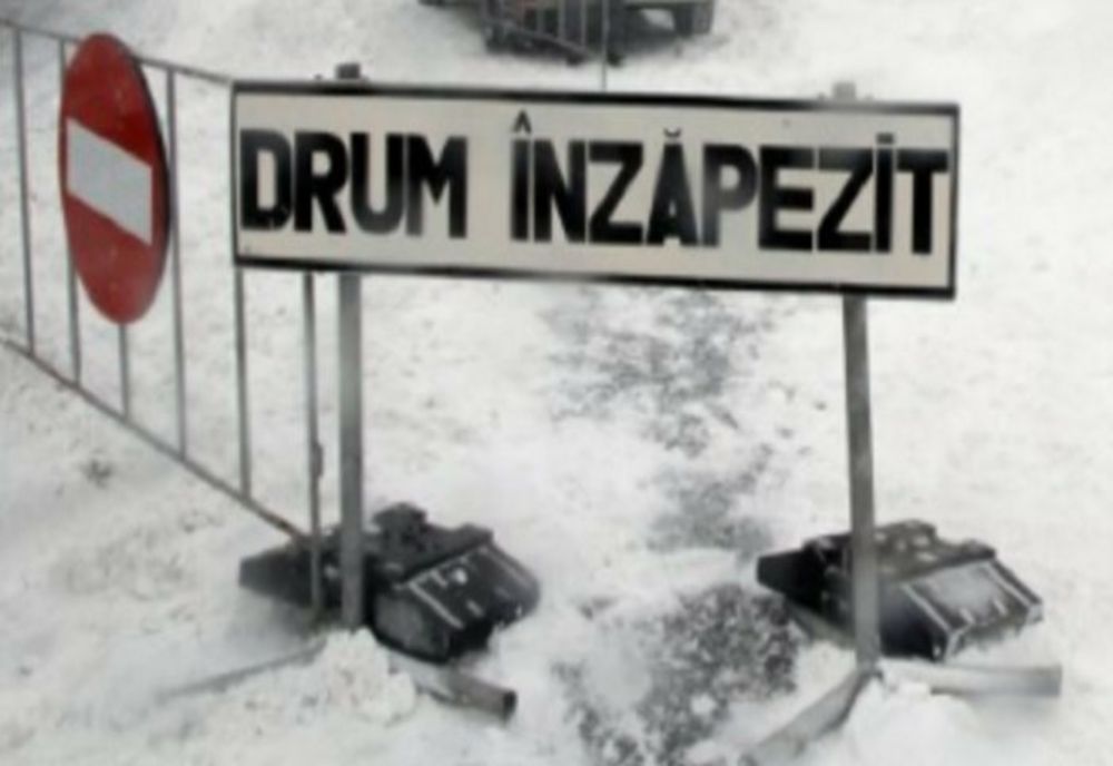 Drumul care duce spre Cota 1400 din Sinaia, închis din cauza vremii