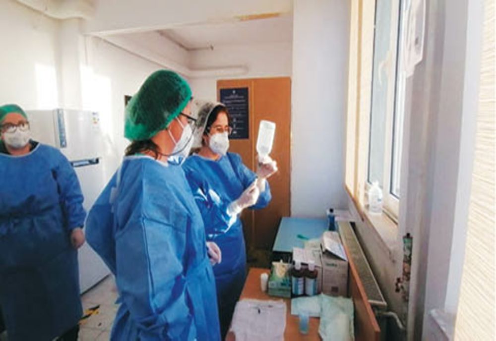 O nouă tranșă pentru imunizarea personalului medical ajunge în Prahova