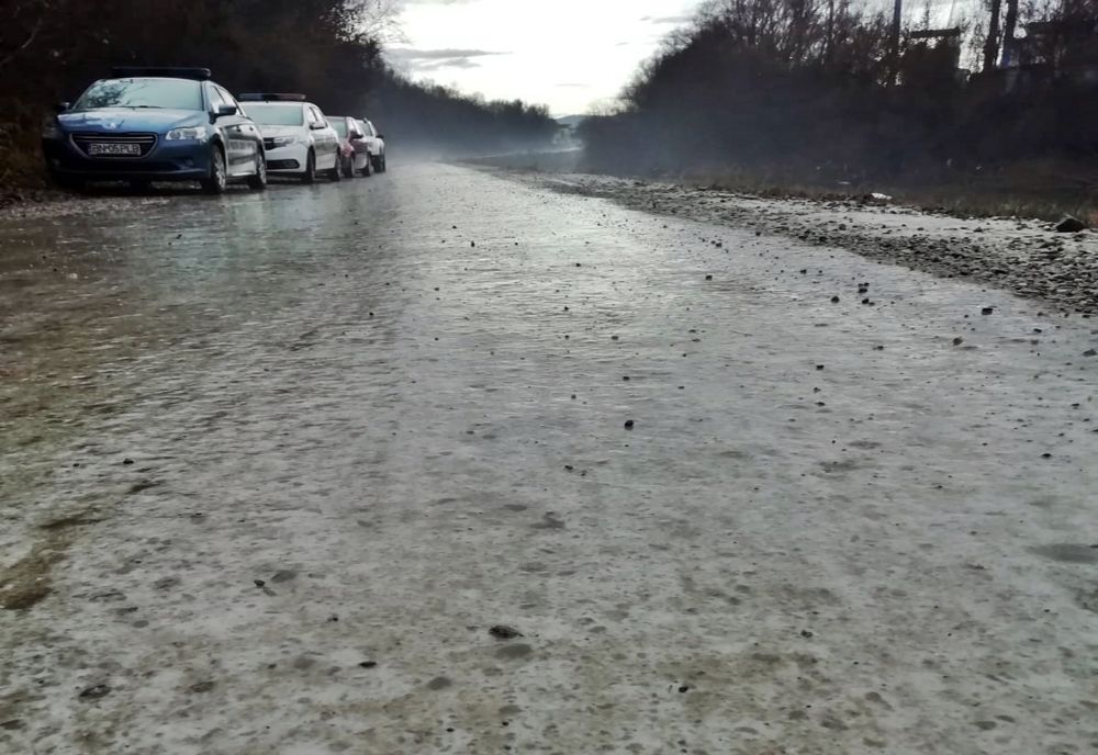 Atenție, șoferi! Porțiuni acoperite cu polei pe A3 București-Ploiești