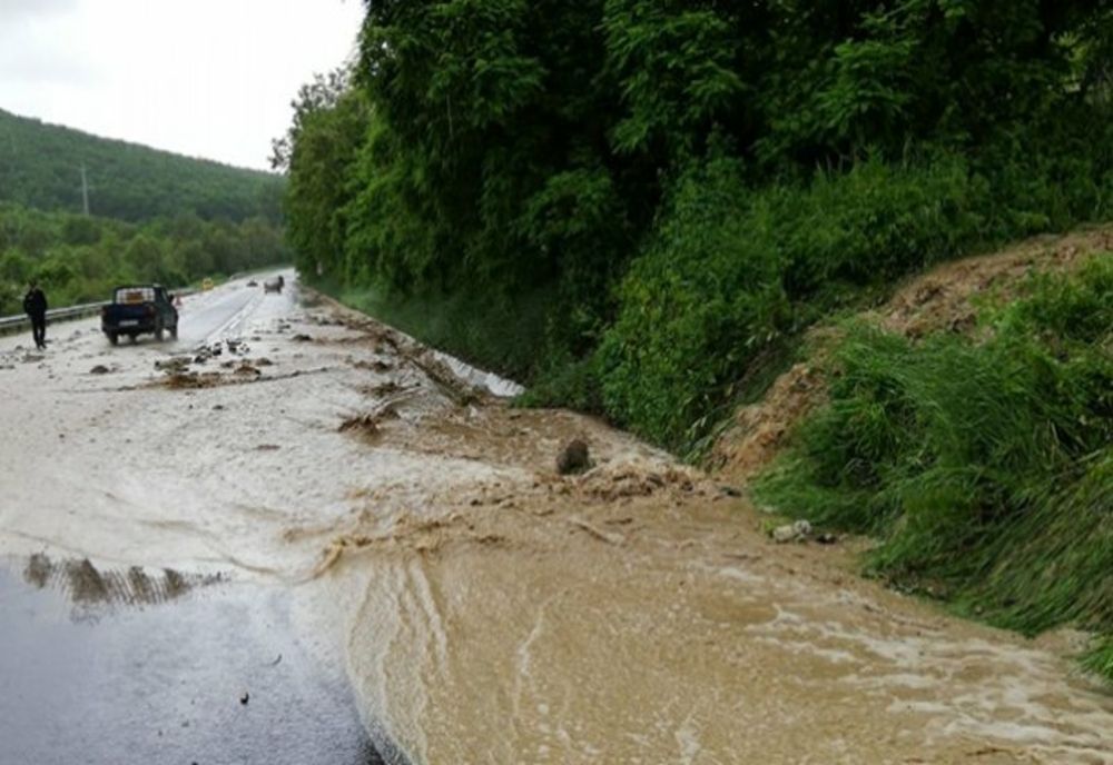 Bărbat ucis de viitură, în Prahova