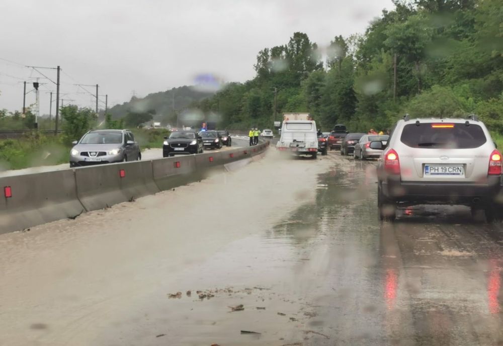 Cum se circulă pe DN 1, după viitura de la Nistorești