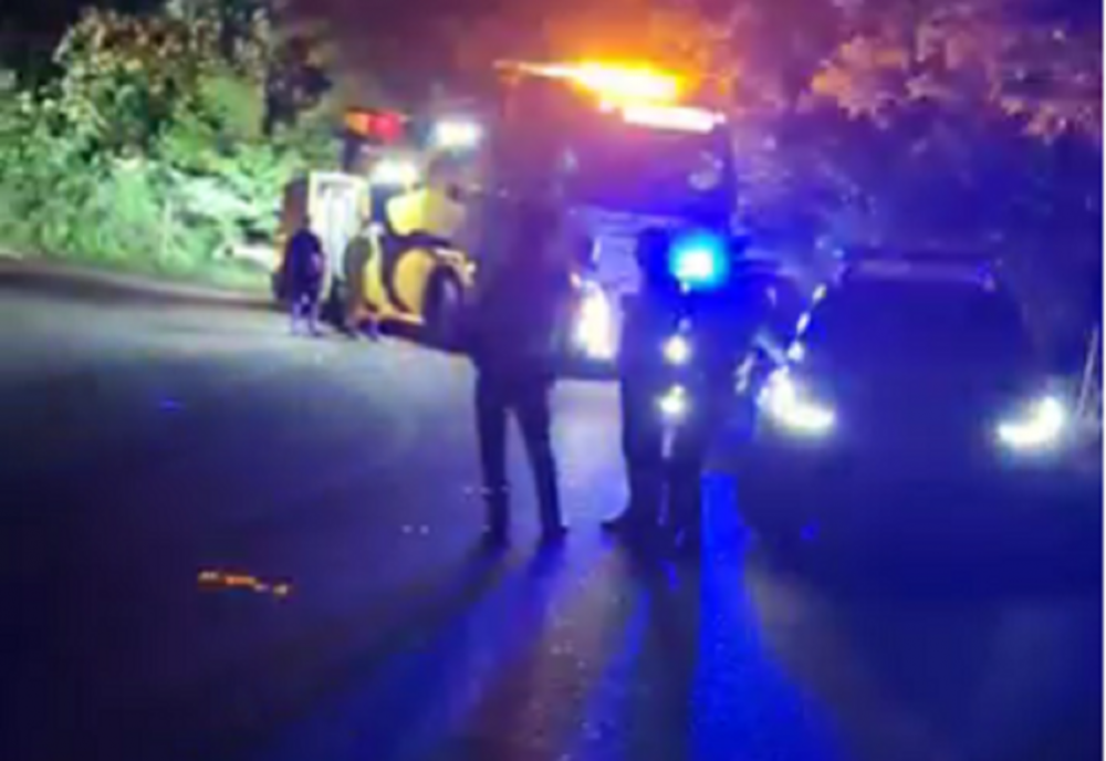 TIR încărcat cu furaje, răsturnat pe DN 1A, în Prahova