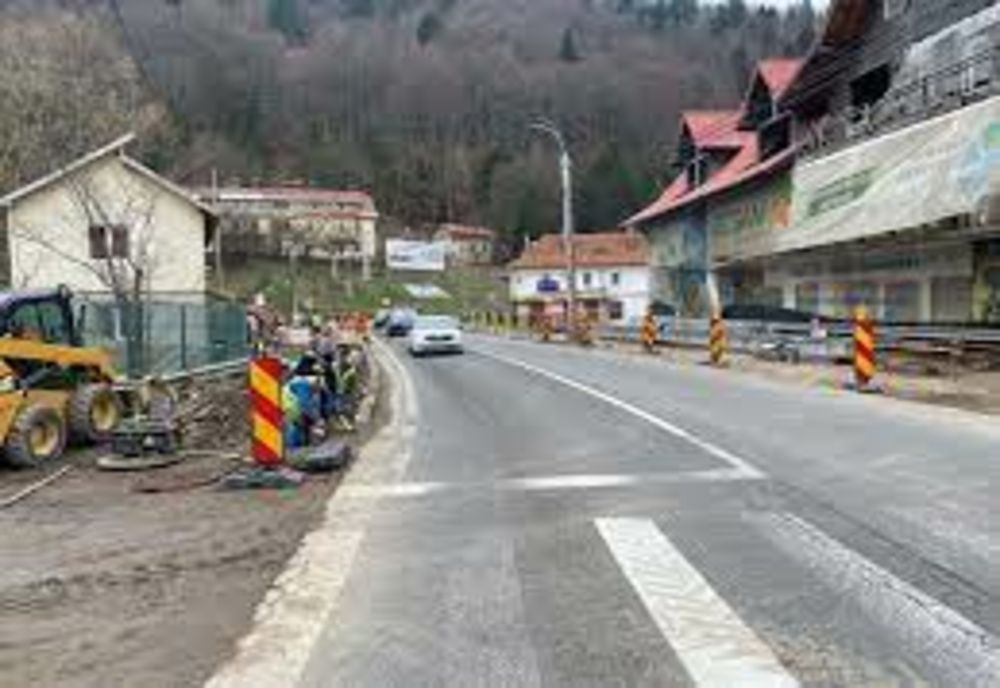 Podul de pe DN1, de la Azuga, va fi închis marți
