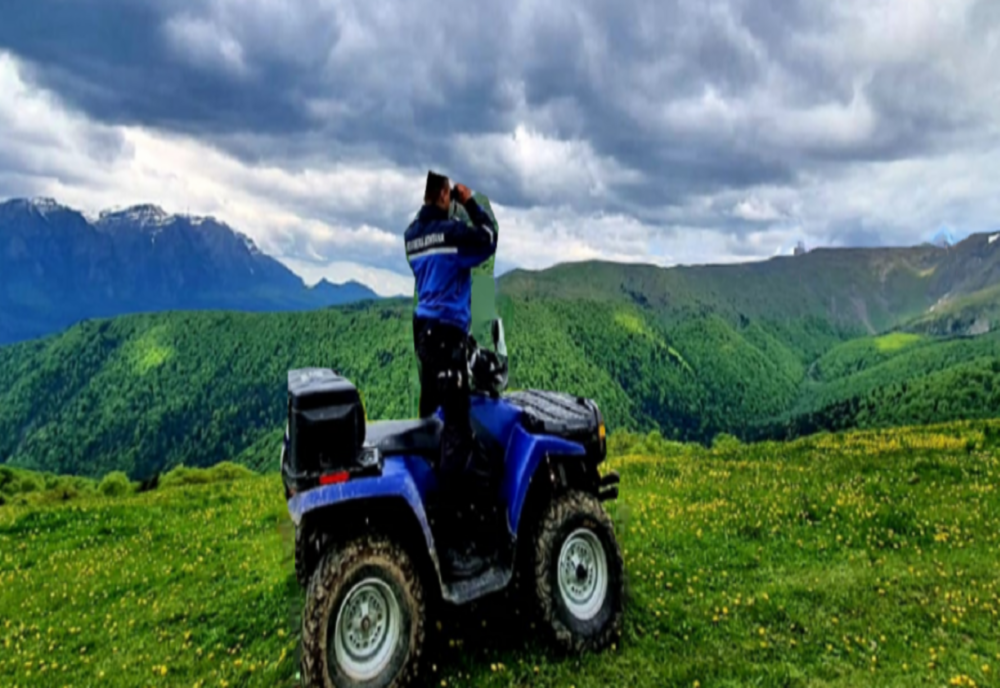 Jandarmii din Prahova, prezenți pe traseele montane și în zonele de agrement