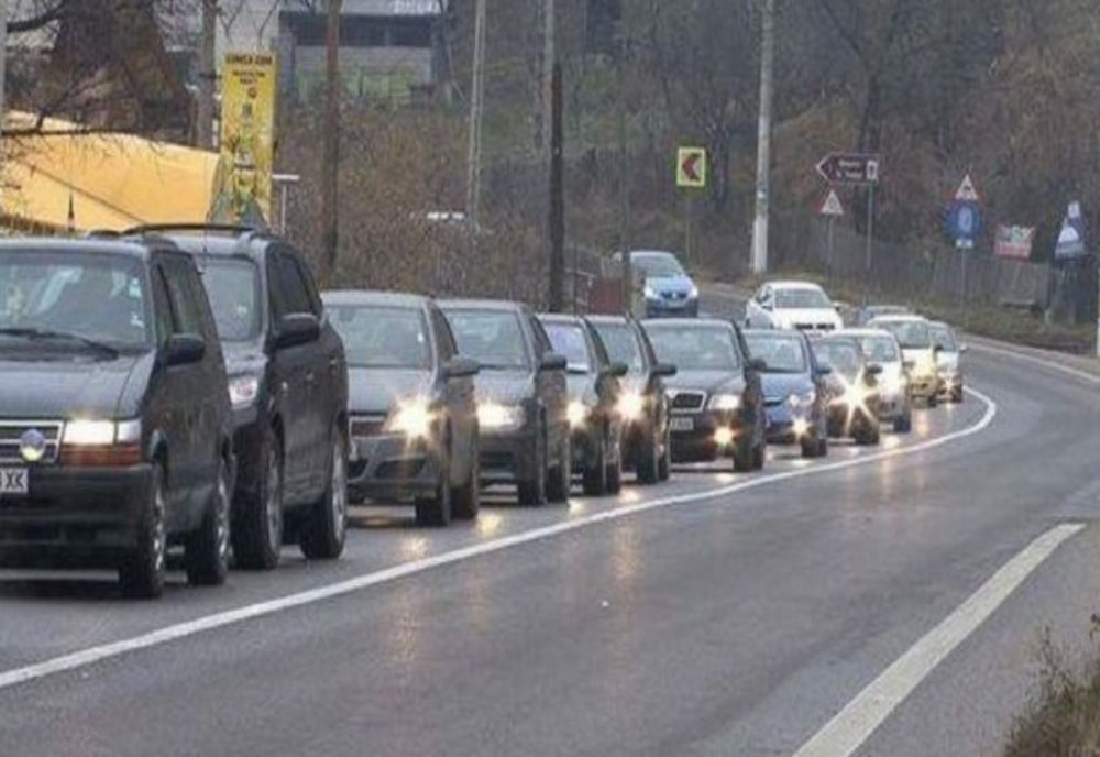 Trafic intens pe DN1 București-Brașov. Optați pentru rute alternative!