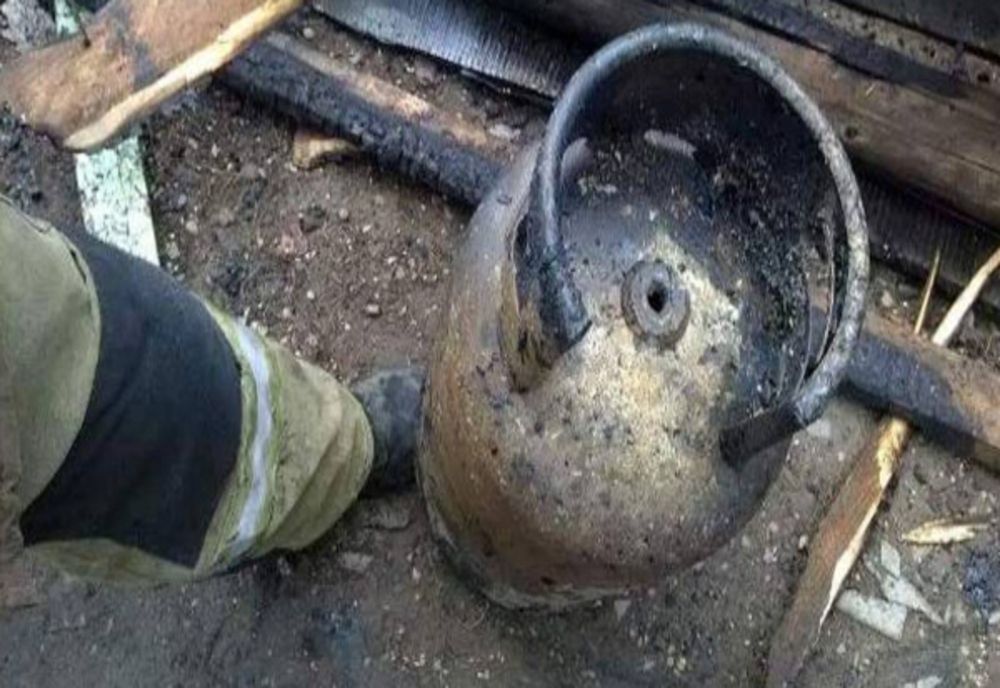 Prahova. Un bărbat a fost rănit în urma exploziei unei butelii