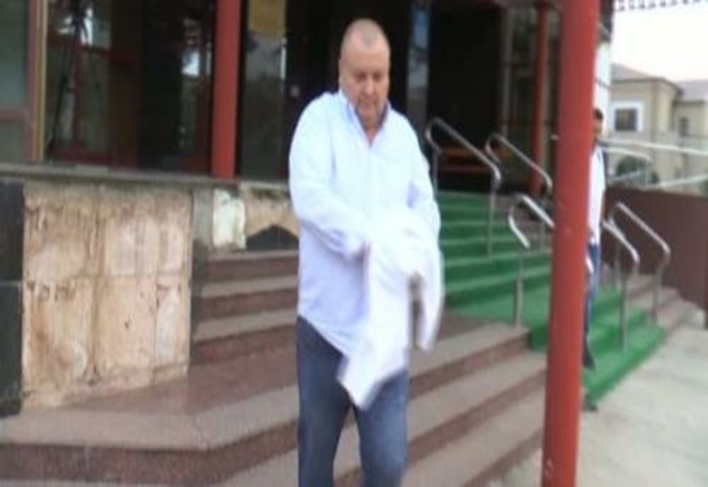 Fostul şef al Poliţiei Mizil, acuzat că proteja traficanţi de minori, a fost condamnat