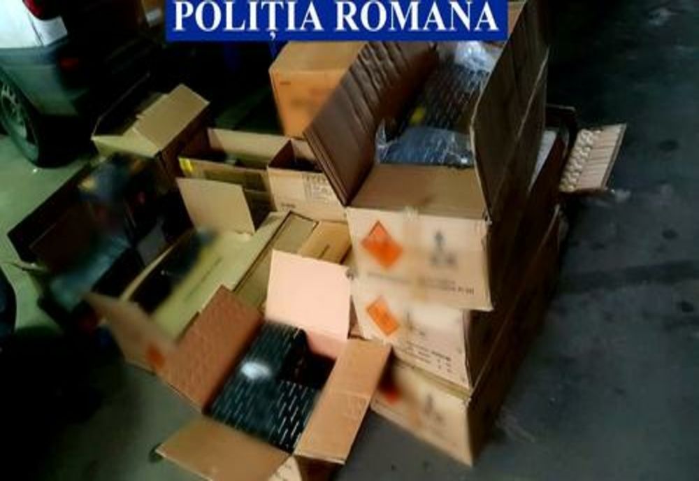 Patru tone de artificii au fost confiscate de la o firmă din Ploieşti