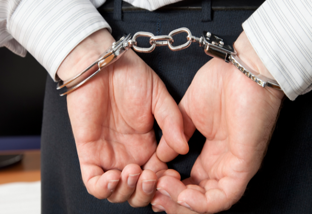 Bărbat reținut pentru furt calificat și șofat fără permis