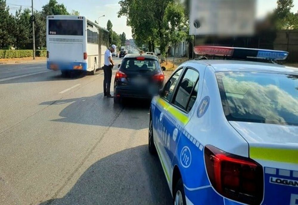 Amenzi de peste 21.000 de lei aplicate de poliţişti în mai mule localităţi din Prahova