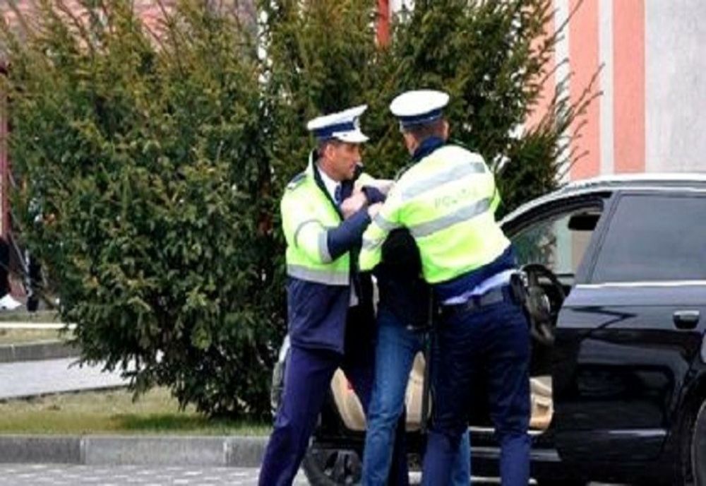 Hoţ de produse petroliere, reţinut de poliţişti, după o urmărire ca în filme