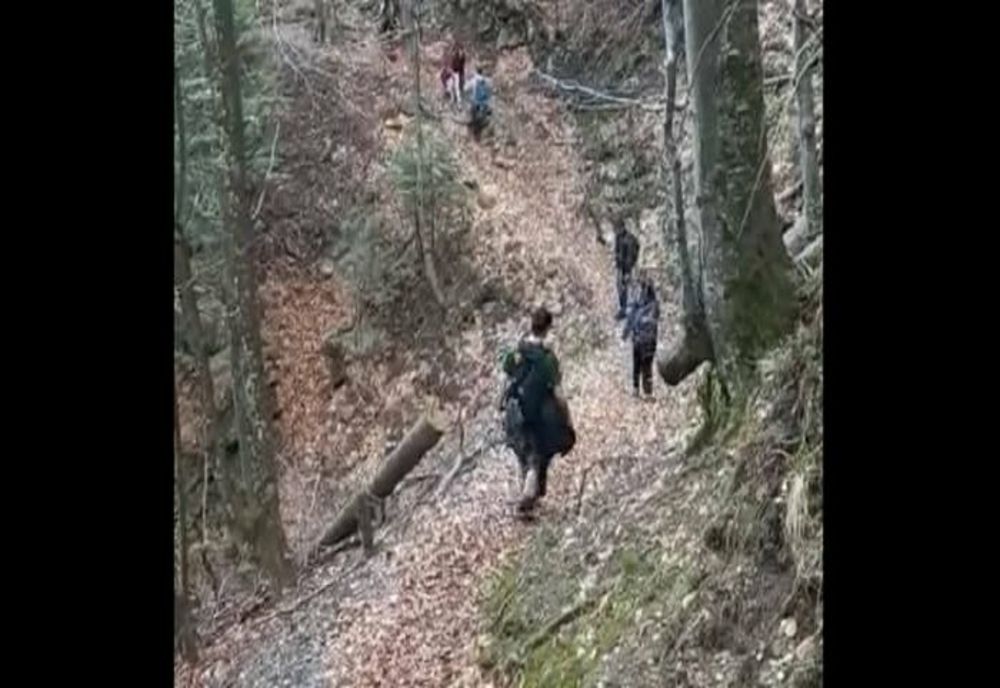 Salvamoniştii avertizează că indicațiile date de Google Maps și Waze pot fi înșelătoare, pe traseele montane