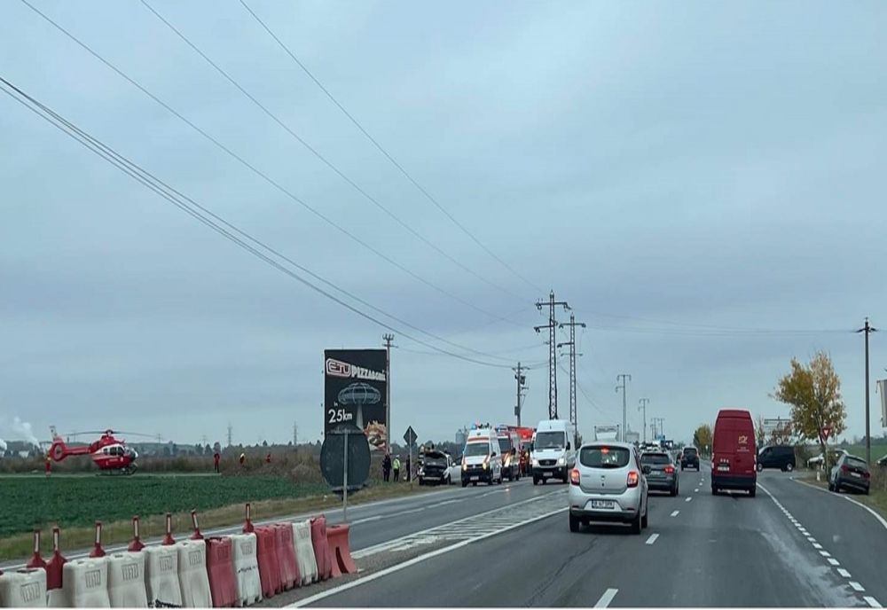 Două persoane au murit şi o persoană a fost grav rănită într-un accident pe DN 1