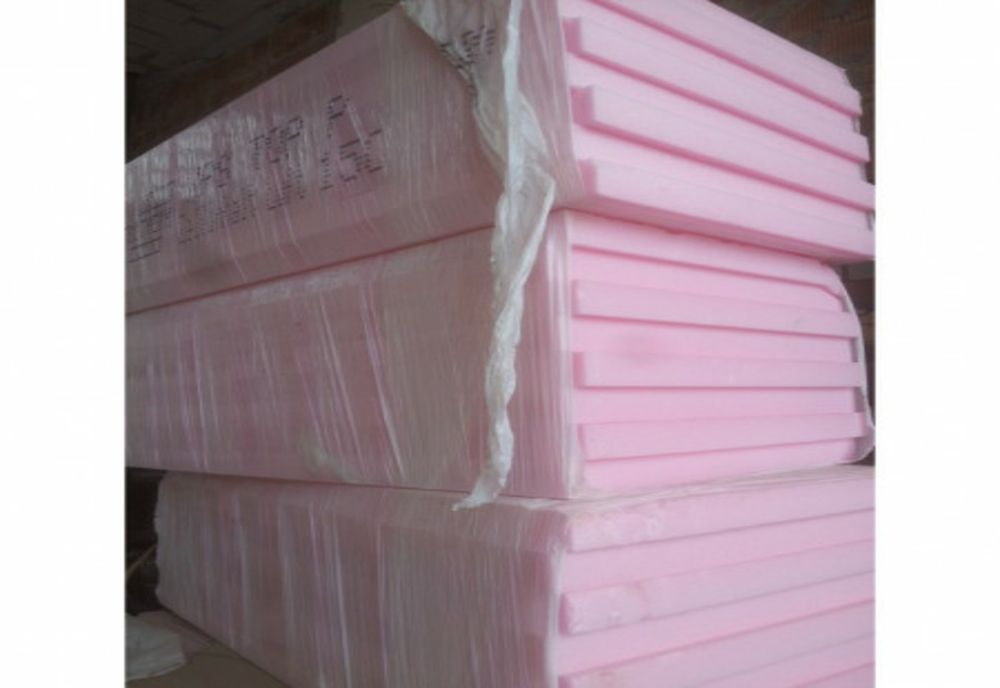 Prahova. Tânăr reținut după ce a furat 900 de baxuri de polistiren