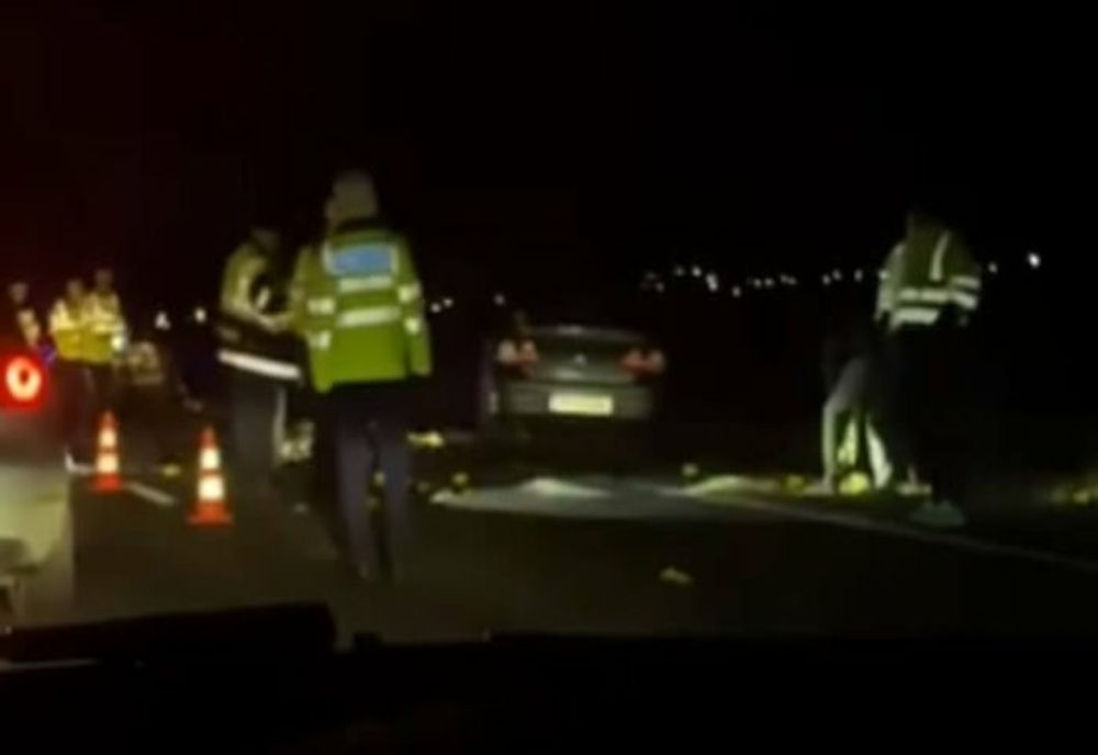 Prahova. Accident mortal pe DN1, la Băicoi. Un șofer a fost ucis în timp ce repara o pană