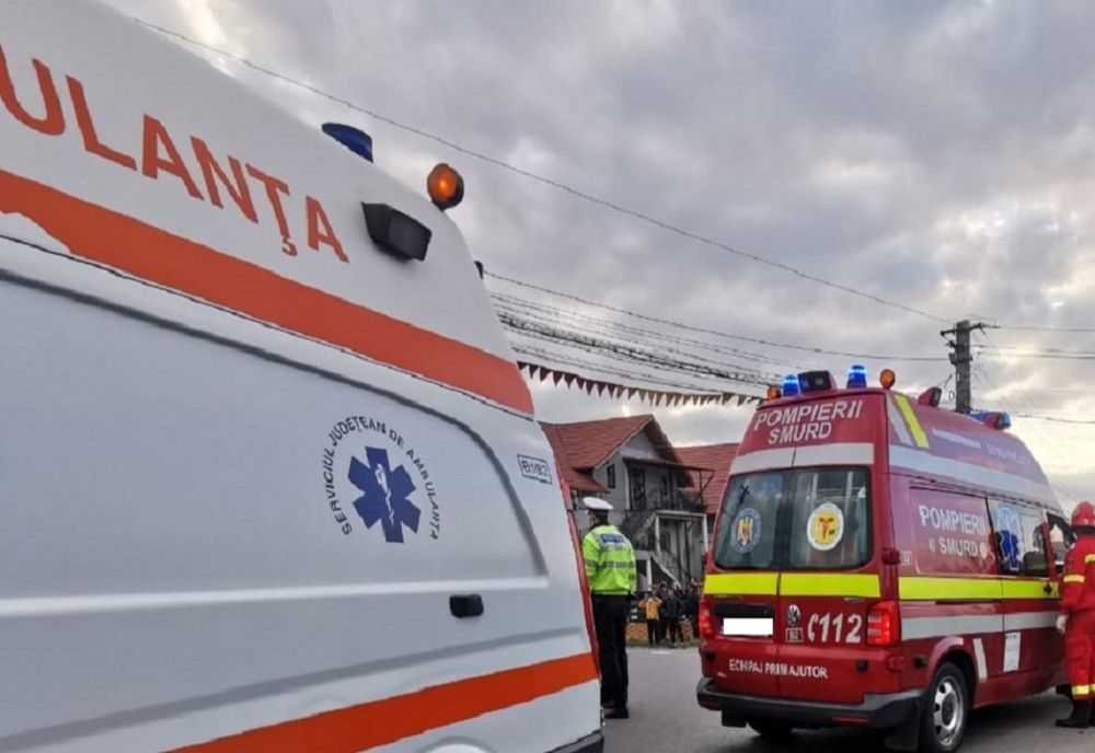 Patru victime după ce un autoturism a intrat într-un refugiu de pietoni pe șoseaua Vestului