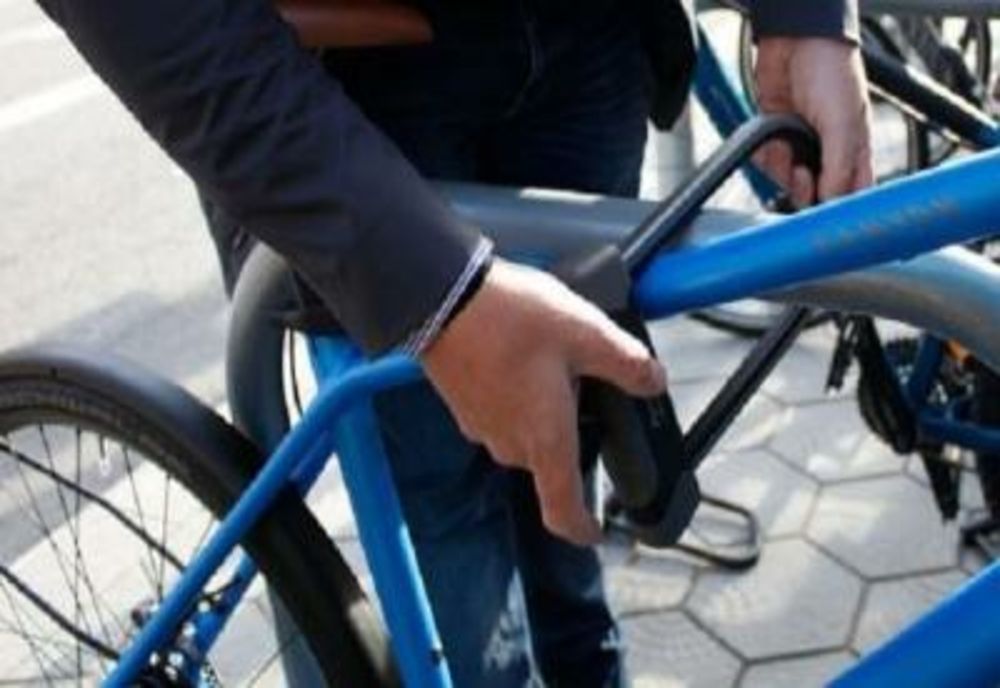 Doi minori din Ploieşti au furat biciclete şi le-au vândut în doar câteva ore