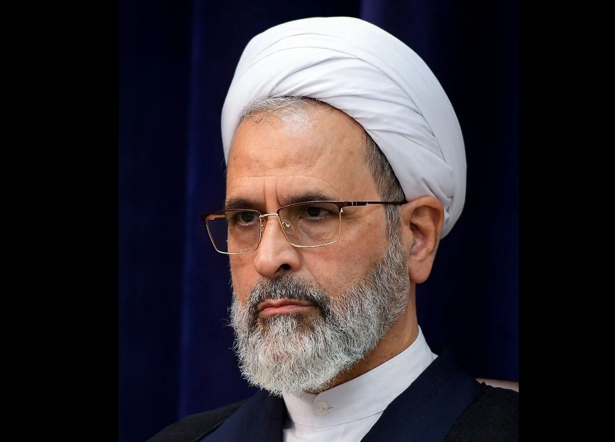 Cine  a preluat puterea în Iran. A fost ales un nou ayatollah