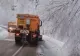Zeci de drumuri, blocate din cauza viscolului. A fost emis cod galben, drumarii intervin de urgență - VIDEO