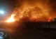FOTO/ VIDEO Incendiu puternic la o fabrică de saltele de la Urlaţi! 50 de persoane evacuate