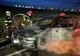 BMW în flăcări pe DN 1! Şoferul a ieşit la timp din maşină