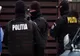 Percheziţii în Prahova la persoane bănuite de trafic de migranţi şi spălare de bani