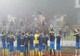 VIDEO| Atmosferă incendiară făcută de ultrașii ploieștenii după amânarea partidei cu FC Argeș! Jucătorii Petrolului, obligați să câștige în partida de astăzi