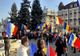 Sute de persoane protestează la Ploiești împotriva restricțiilor