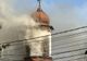 Incendiu puternic la o biserică monument istoric din Prahova: 120 de persoane s-au evacuat